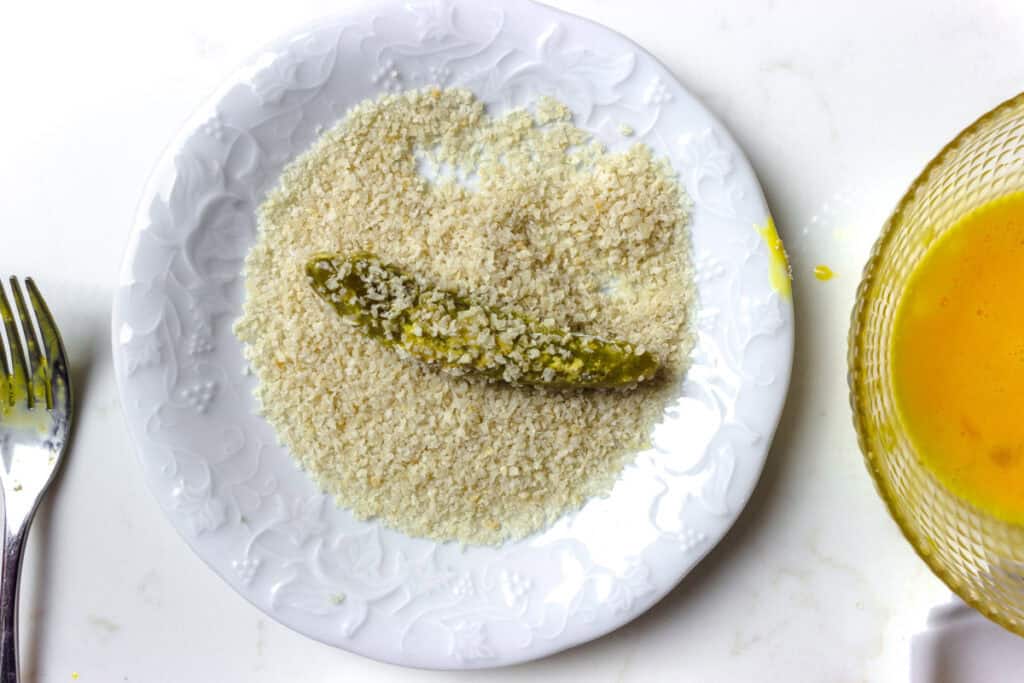 coating pickles in panko breadcrumbs